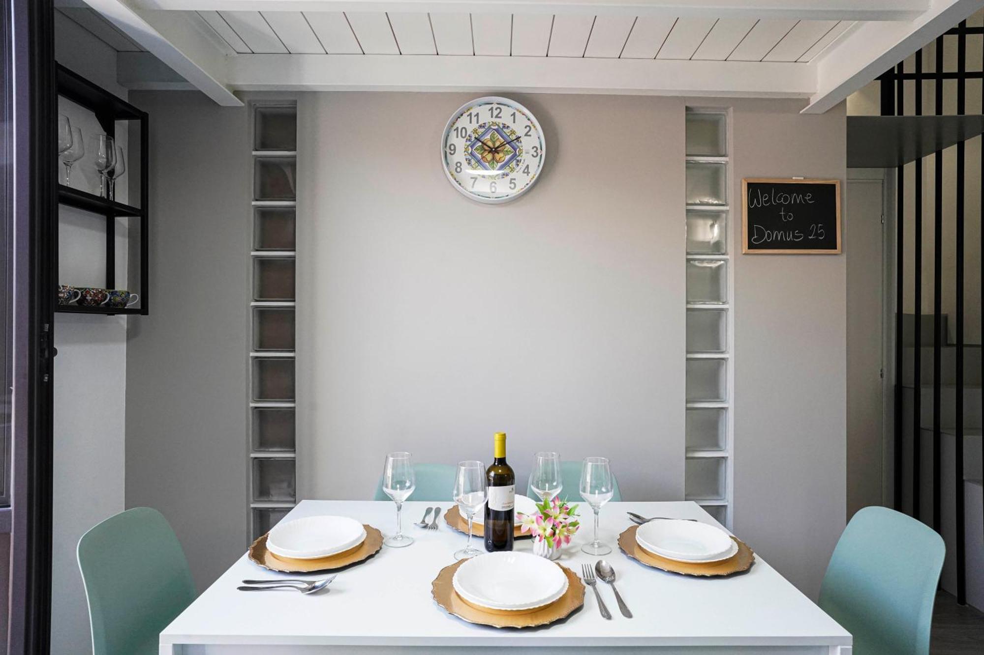 Domus 25 Villa CTA Rum bild